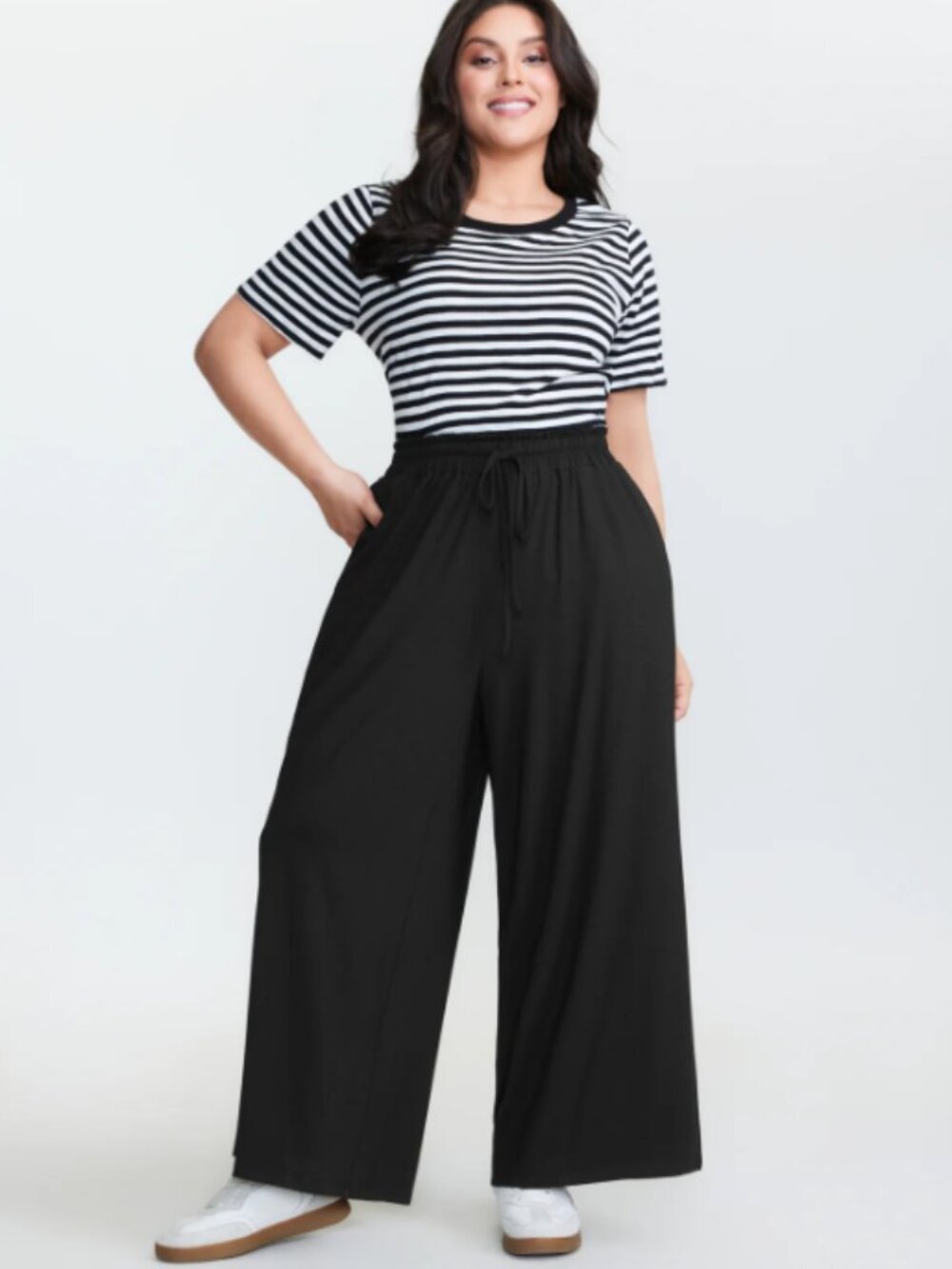 BloomChic Textured Shirred Drawstring Waist Wide Leg Pants NWT in Black Size 10